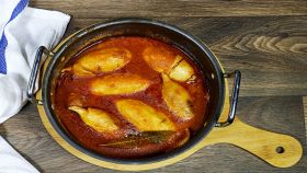 Calamari ripieni in umido