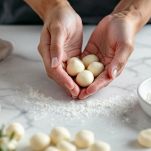 lavorazione polpette di ricotta