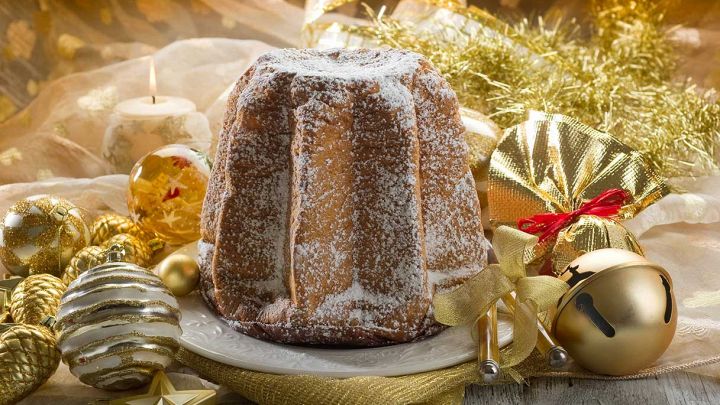 Pandoro fatto in casa: la ricetta facile per un Natale perfetto