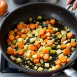 soffritto per il ragù di carne