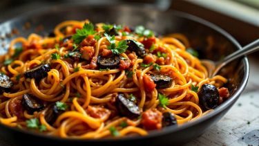 spaghetti con pesce spada da impiattare