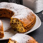 Ciambellone di frolla con uvetta e canditi