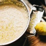 Impasto per ciambellone con scorza di limone