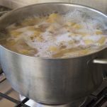 Rigatoni bollono nella pentola