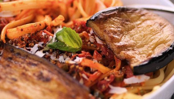 Invitante trancio di pasta 'ncasciata
