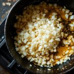 Soffritto base per il coniglio in agrodolce