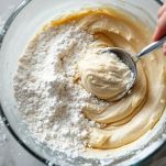 preparazione della Victoria Sponge Cake