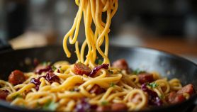 Pasta radicchio e salsiccia