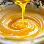 Aggiunta di olio e vanillina