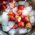 La pulitura delle fragole