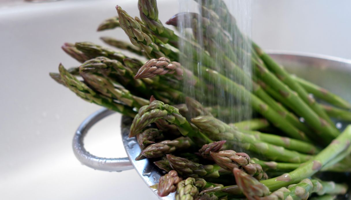 Come pulire e cuocere gli asparagi_step_1