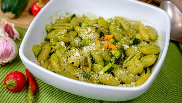 Gnocchetti con pesto di pistacchi