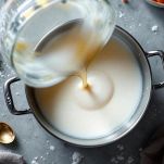 L'unione del latte alle uova