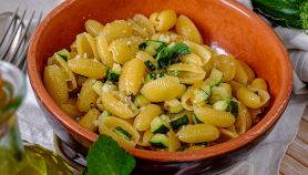Gnocchetti sardi menta e zucchine