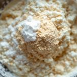 L'aggiunta di zucchero e lievito