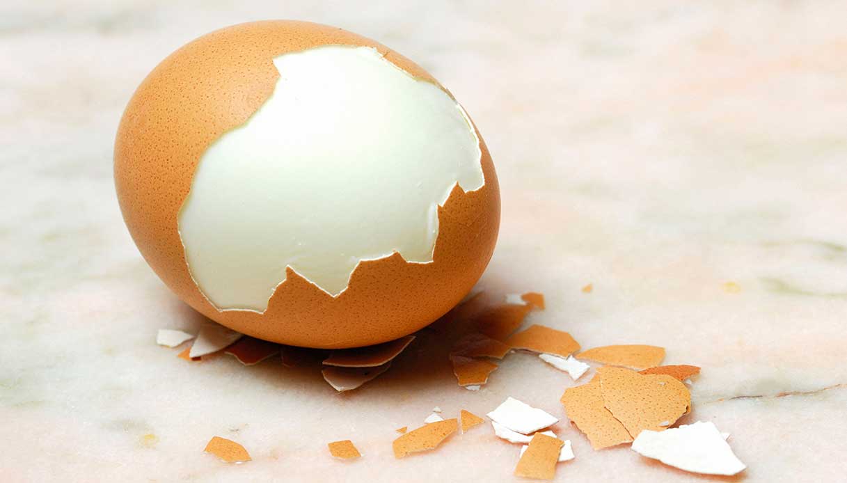 Come sgusciare le uova sode_step_2