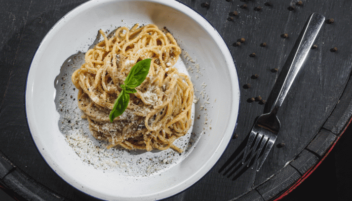 Spaghetti crema di burrata e melanzane