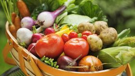 Trucchi e consigli per conservare la frutta e la verdura in estate