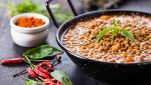 Chili di lenticchie e verdure con guacamole
