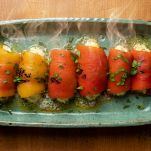 Involtini di peperoni appena sfornati