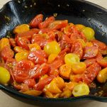 Pomdorini in padella pronti