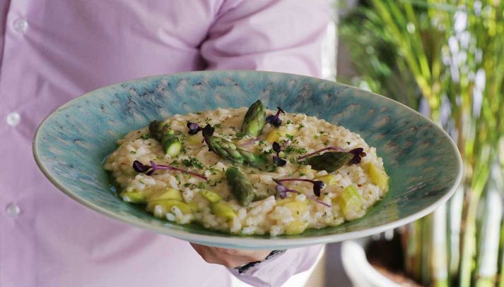 Risotto Cremoso con Asparagi e Parmigiano