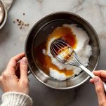 Preparazione dello sciroppo al caffè