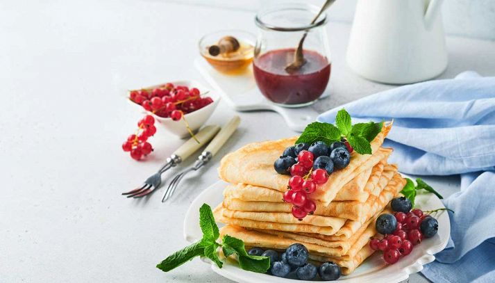 Crepes alla marmellata di frutti di bosco