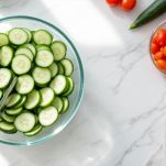cetrioli e pomodori per insalata greca