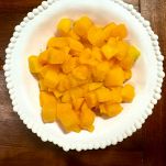 frullatela con un frullatore fino a che diventa una purea