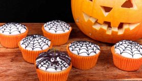 Muffin alla zucca con glassa di zuccheri