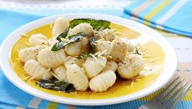 Gnocchi di patate con burro e salvia