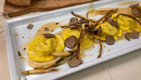 Ravioli al tartufo nero