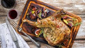 Arrosto di agnello con salsa di fico