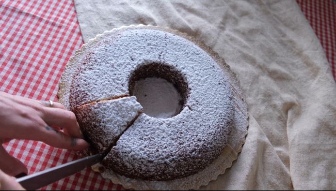 Ciambellone all'arancia