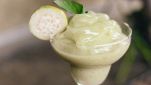 bicchiere sorbetto cetriolo e menta