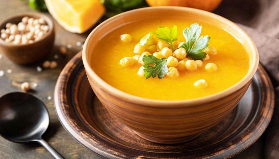Zuppa di zucca e ceci