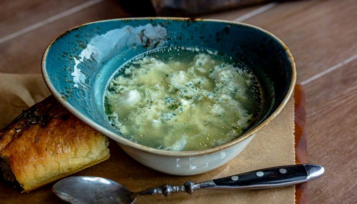 stracciatella in brodo