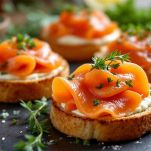 Tartine al salmone