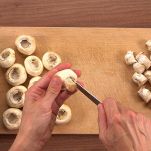 1-rimuovete-gambo-funghi