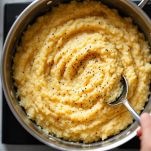 Risotto alla zucca e porcini servito caldo