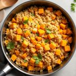 Farro e zucca amalgamati in casseruola