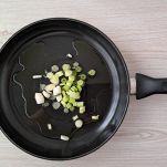 Cipollotti in padella con olio