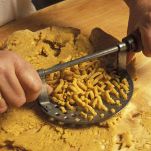 passatelli asciutti con prosciutto