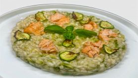 Risotto con salmone e zucchine