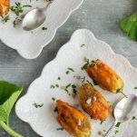 fiori di zucca in padella con pangrattato