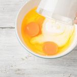 mix di uova,panna e ricotta