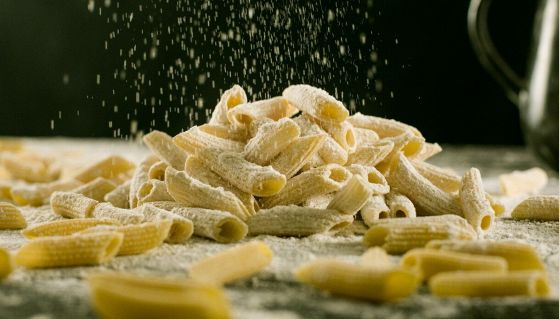 pasta pennette burro e parmigiano