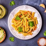 pasta veloce con zucchine e carote