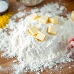 Ingredienti disposti a fontana